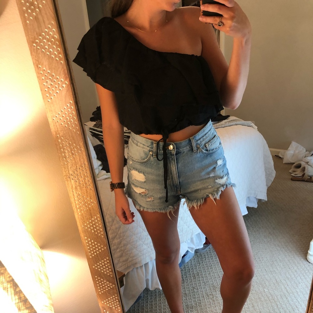 One shoulder ruffle crop top with drawstring waist